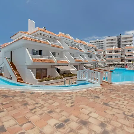 Golden Sun Penthouse Floritas Lägenhet